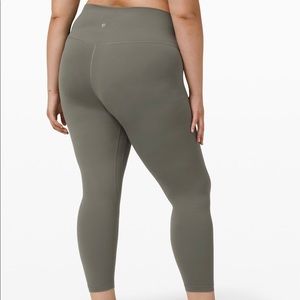 GUC lululemon align pant size 4